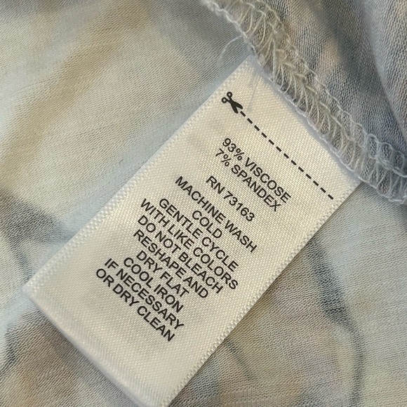 EUC Cupio Women’s Floral Long Sleeve Top - Picture 4 of 5